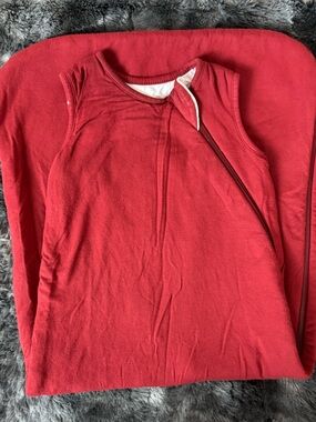 Kyte Baby 1.0 Tog Sleepsack in Maroon.
